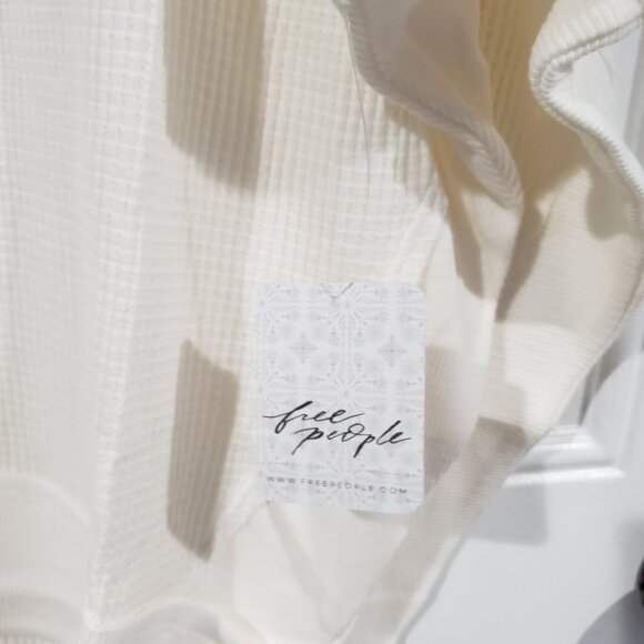 Free People Women's Santa Clara Thermal Long Sleeve Pullover White Size M - Picture 6 of 10